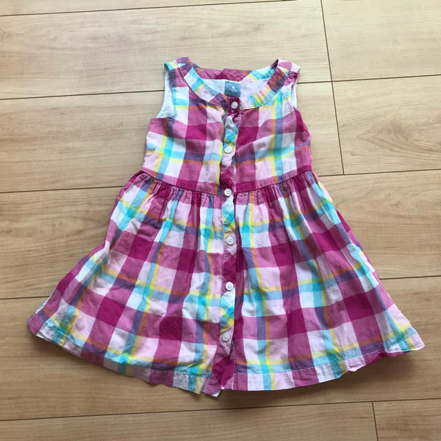 babyGAP(ベビーギャップ)のgap ワンピース　90  キッズ/ベビー/マタニティのキッズ服女の子用(90cm~)(ワンピース)の商品写真