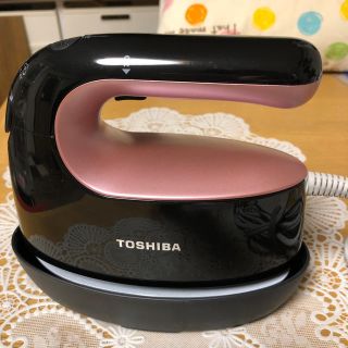 TOSHIBA 衣類スチーマー　TAS−x３(アイロン)