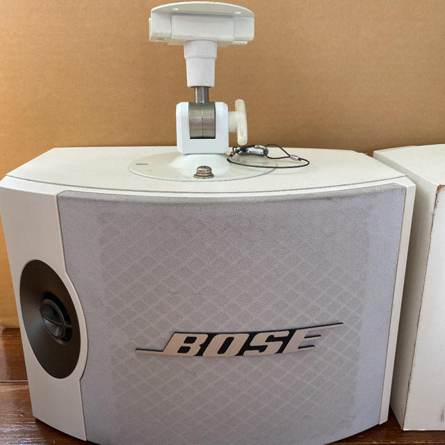 BOSE(ボーズ)の【希少品Bose】Bose 301 Series V スマホ/家電/カメラのオーディオ機器(スピーカー)の商品写真