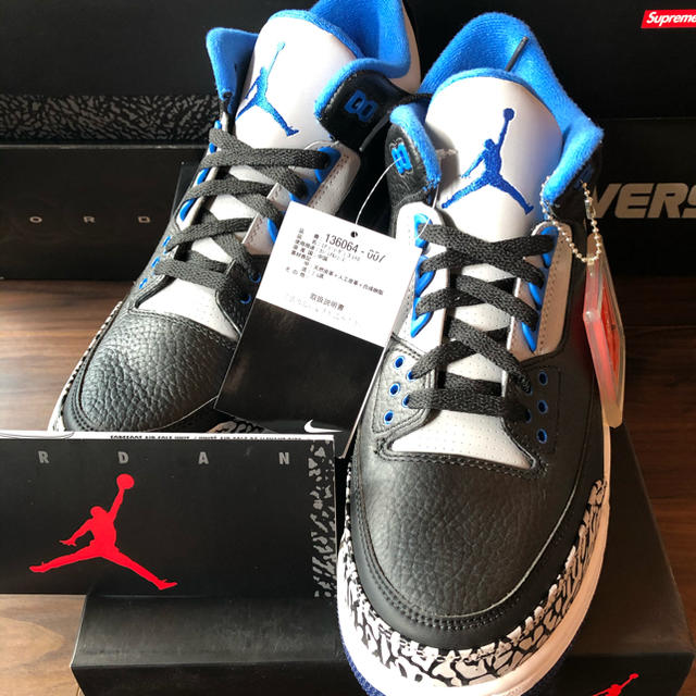 NIKE(ナイキ)の国内正規品 NIKE AIR JORDAN 3 RETRO SPORT BLUE メンズの靴/シューズ(スニーカー)の商品写真