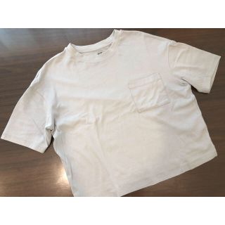 ユニクロ(UNIQLO)のスリット入りTシャツ(Tシャツ(半袖/袖なし))