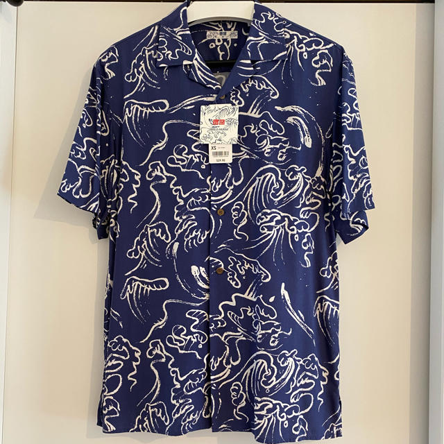 UNIQLO(ユニクロ)の【新品未使用】UNIQLO HAWAII アロハシャツ XS 希少 メンズのトップス(シャツ)の商品写真