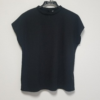 ユニクロ(UNIQLO)のユニクロ　カットソー(クレープジャージースタンドカラーT)(Tシャツ(半袖/袖なし))