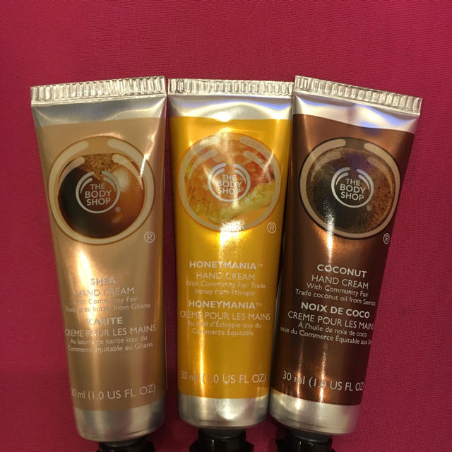 THE BODY SHOP(ザボディショップ)のボディショップハンドクリーム3本セット コスメ/美容のボディケア(ハンドクリーム)の商品写真