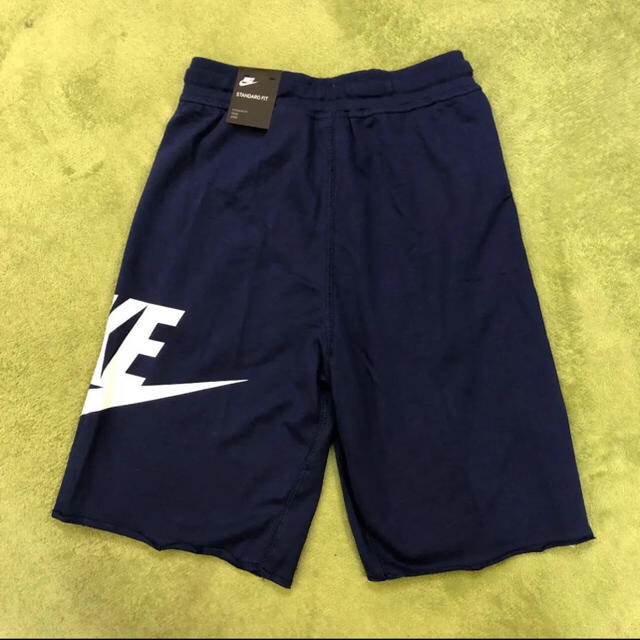 NIKE(ナイキ)のNIKE ナイキ ショートパンツ 150〜160サイズ 新品未使用 キッズ/ベビー/マタニティのキッズ服男の子用(90cm~)(パンツ/スパッツ)の商品写真