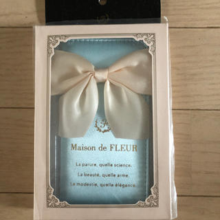 メゾンドフルール(Maison de FLEUR)の新品 フリル Maison de Fleur メゾンドフルール カバー(iPhoneケース)