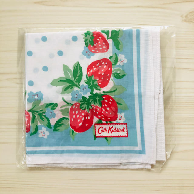 Cath Kidston(キャスキッドソン)のCath Kidston♡ハンカチ レディースのファッション小物(ハンカチ)の商品写真