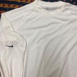 ナイキ(NIKE)の新品NIKEラボAAEロングスリーブ白M(Tシャツ(長袖/七分))