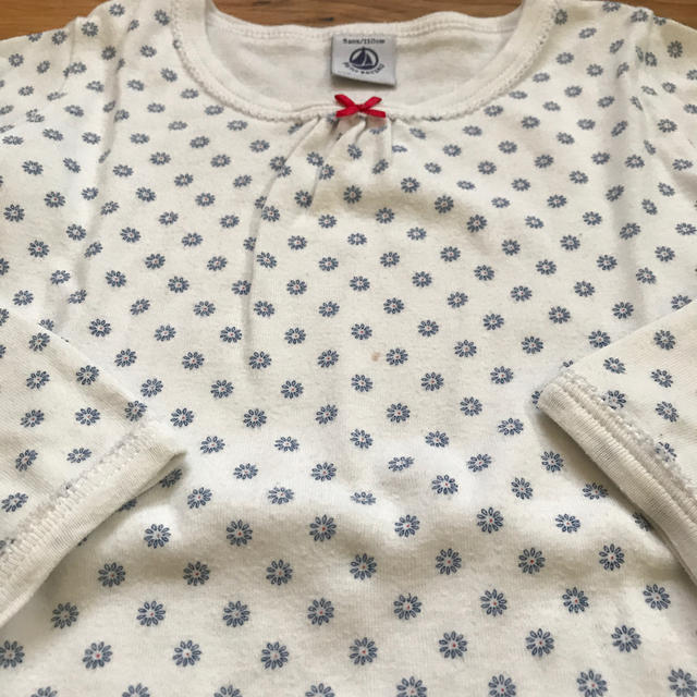 PETIT BATEAU(プチバトー)のプチバトー  長袖パジャマ 5ans 110cm キッズ/ベビー/マタニティのキッズ服女の子用(90cm~)(パジャマ)の商品写真