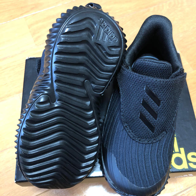 Adidas Adidas アディダス スニーカー キッズ 黒の通販 By D Forest S Shop アディダスならラクマ