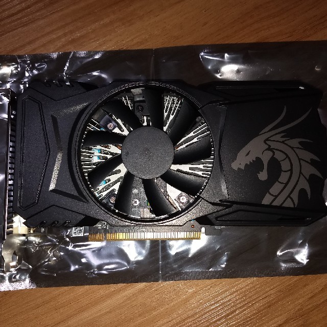 RADEON RX560 玄人志向