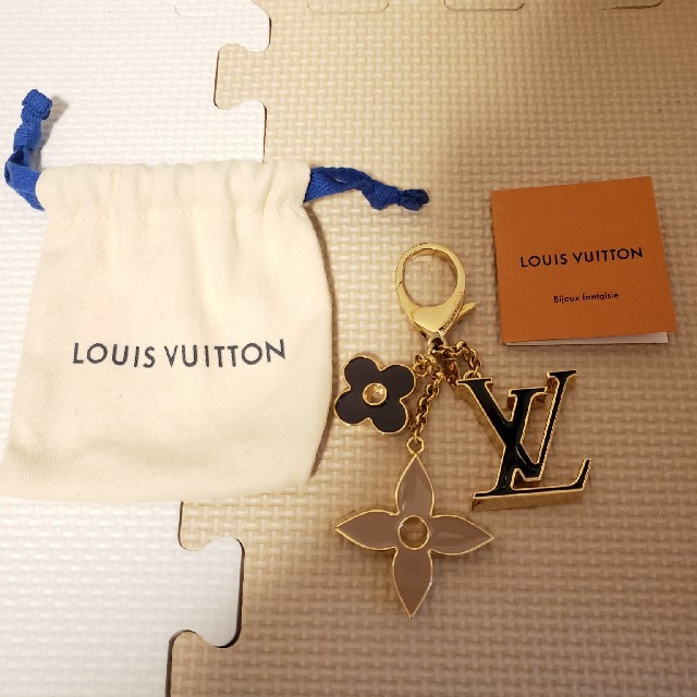 ルイヴィトン LOUIS VUITTON バックチャーム