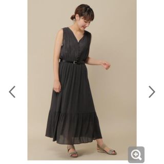 イッカ(ikka)のティアードシアープリーツワンピース　ギャザーワンピース　スナイデル　ザラ　H&M(ロングワンピース/マキシワンピース)