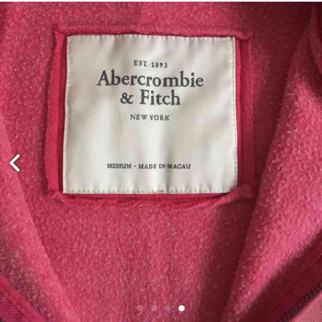 Abercrombie&Fitch(アバクロンビーアンドフィッチ)のアバクロパーカー ピンクⓂ︎サイズ レディースのトップス(パーカー)の商品写真