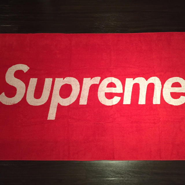 Supreme(シュプリーム)のsupreme 12ss box logo ビーチタオル セール インテリア/住まい/日用品の日用品/生活雑貨/旅行(タオル/バス用品)の商品写真