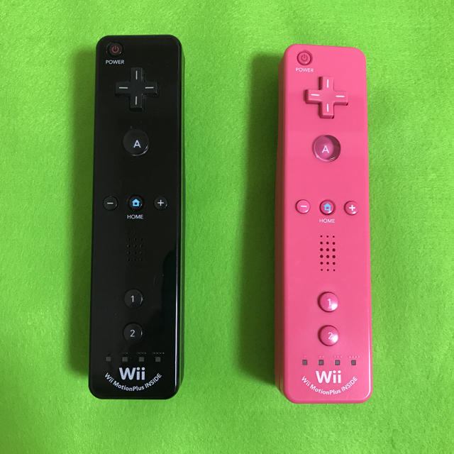 Wii(ウィー)のWiiリモコンプラス　ハンドル　ストラップ　2個セット エンタメ/ホビーのゲームソフト/ゲーム機本体(その他)の商品写真