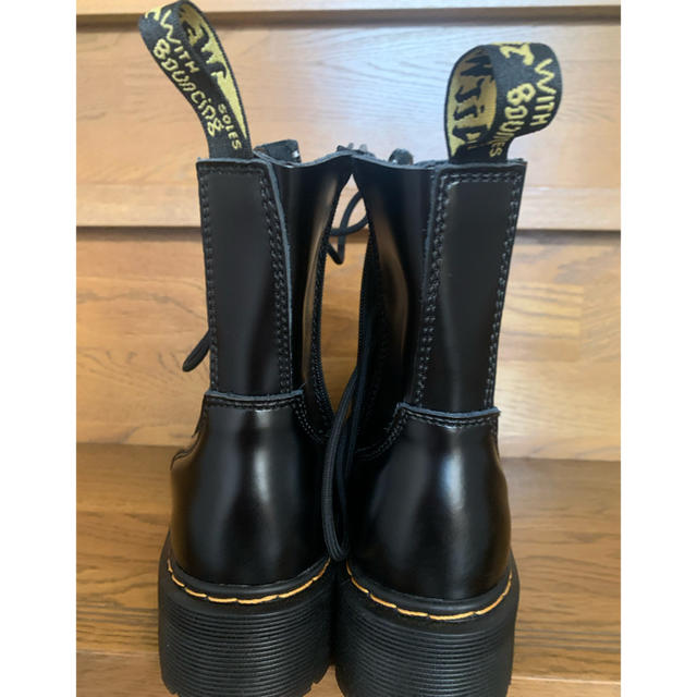 Dr.Martens(ドクターマーチン)のドクターマーチン JADON 8ホール レディースの靴/シューズ(ブーツ)の商品写真