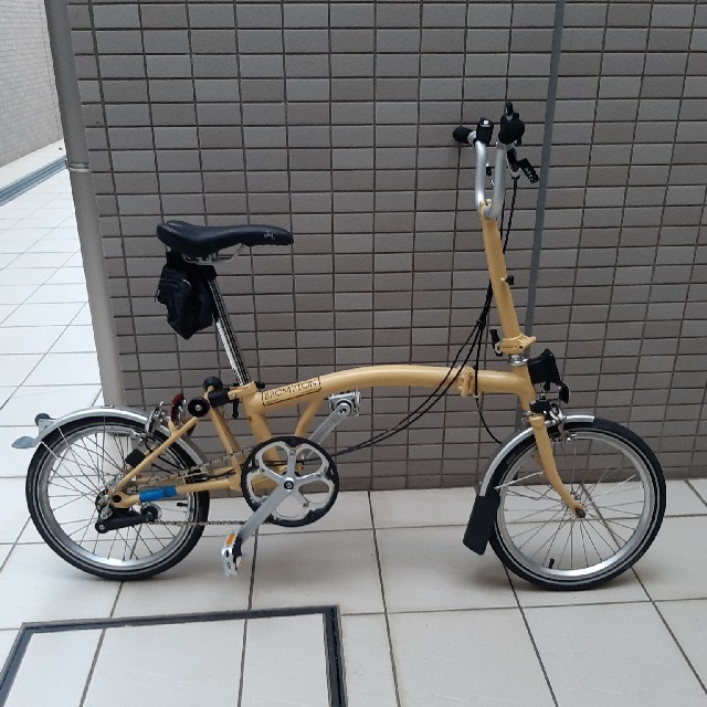 BROMPTON(ブロンプトン)のブロンプトン 折り畳み自転車 M3L デザートサンド スポーツ/アウトドアの自転車(自転車本体)の商品写真