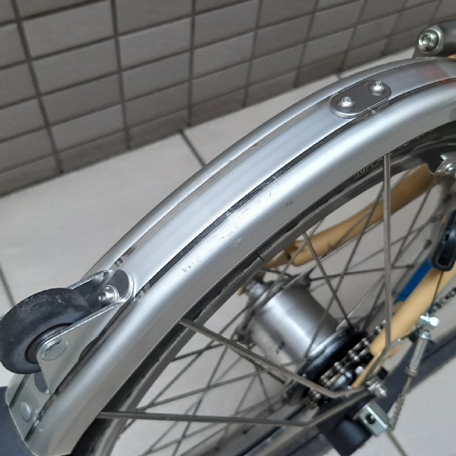 BROMPTON(ブロンプトン)のブロンプトン 折り畳み自転車 M3L デザートサンド スポーツ/アウトドアの自転車(自転車本体)の商品写真