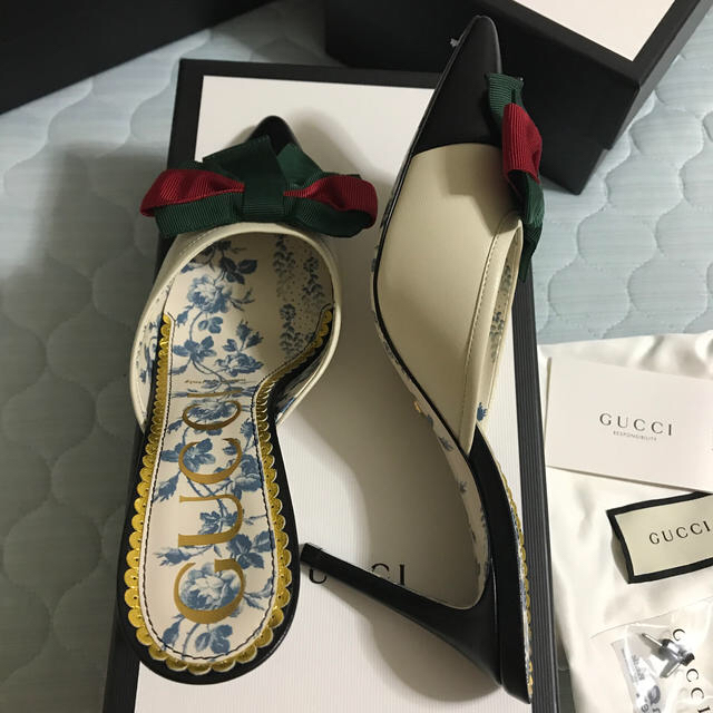 Gucci(グッチ)の新品　グッチ　GUCCI   パンプス　37  ミュール　リボン レディースの靴/シューズ(ハイヒール/パンプス)の商品写真