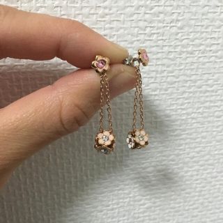 マリークワント(MARY QUANT)の【なちゃさま専用】2wayピアス♡(ピアス)