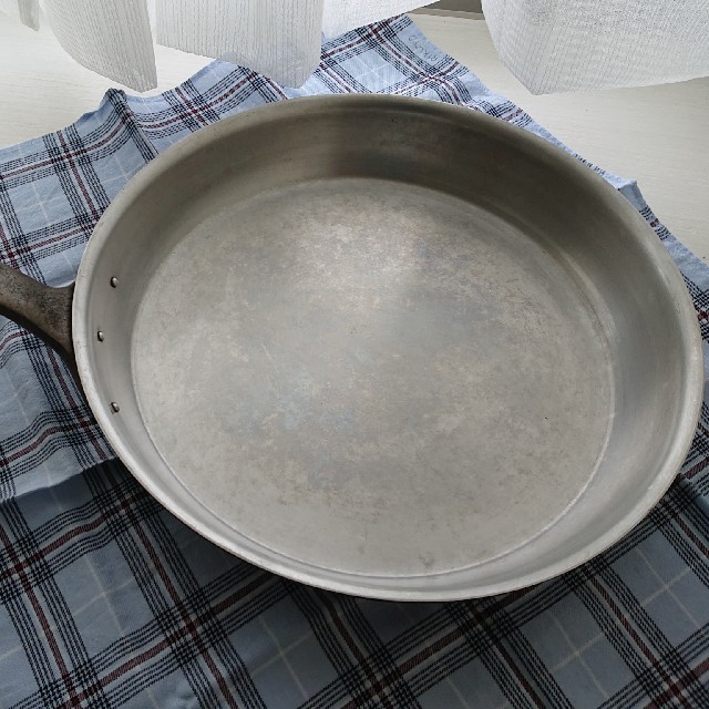 falk culinair 銅鍋 フランス製 フライパン 内径27cm インテリア/住まい/日用品のキッチン/食器(鍋/フライパン)の商品写真