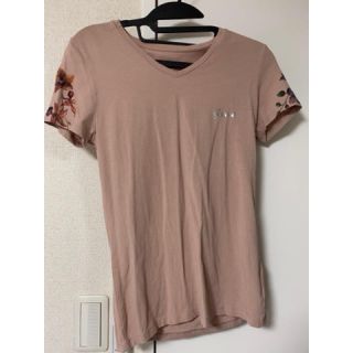 ゲス(GUESS)のGUESS Tシャツ(Tシャツ(半袖/袖なし))