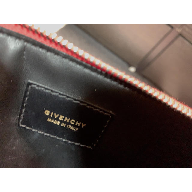 GIVENCHY(ジバンシィ)のGivenchy ジバンシィ　ポーチ　pouch レディースのファッション小物(ポーチ)の商品写真