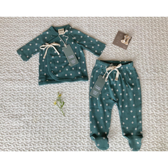 こどもビームス(コドモビームス)の【専用】【NATURE baby ネイチャーベビー】オーガニックコットン　セット キッズ/ベビー/マタニティのベビー服(~85cm)(ジャケット/コート)の商品写真