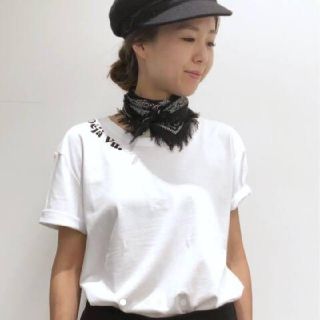 アパルトモンドゥーズィエムクラス(L'Appartement DEUXIEME CLASSE)の【Les Petits Basics  ルベーシック】Deja Vu Tee(Tシャツ(半袖/袖なし))