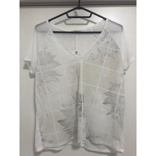 ザラ(ZARA)のZARA   半袖プリント柄トップス(Tシャツ(半袖/袖なし))