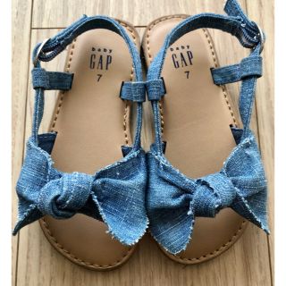 ベビーギャップ(babyGAP)のbabyGAP リボンサンダル☆サイズ14cm(サンダル)