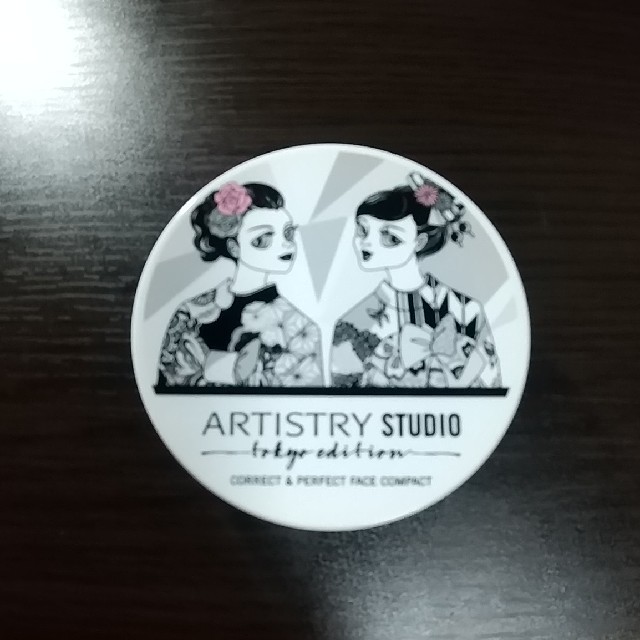 Amway(アムウェイ)のアーティストリー フェイスコンパクト シブヤライト コスメ/美容のベースメイク/化粧品(その他)の商品写真