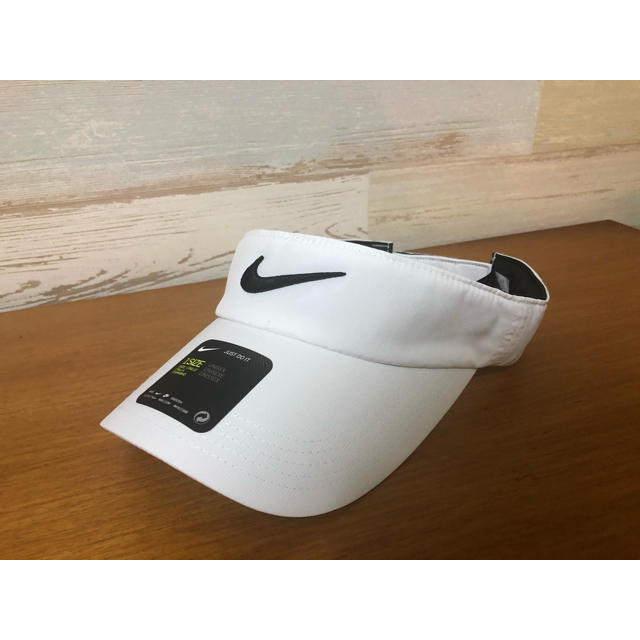 NIKE(ナイキ)の新品　NIKE ナイキ　サンバイザー ゴルフサンバイザー ユニセックス　 メンズの帽子(サンバイザー)の商品写真