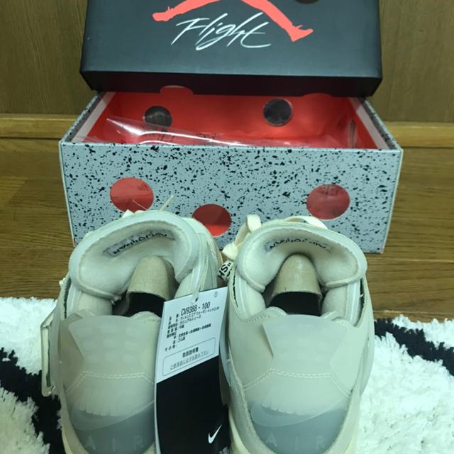 OFF-WHITE(オフホワイト)のoff-white nike Air Jordan 4 Sail 23cm レディースの靴/シューズ(スニーカー)の商品写真