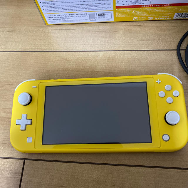 カテゴリ Nintendo Switch - Nintendo Switch Lite イエロー の通販 by 