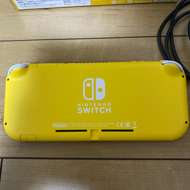 Nintendo Switch Lite イエロー