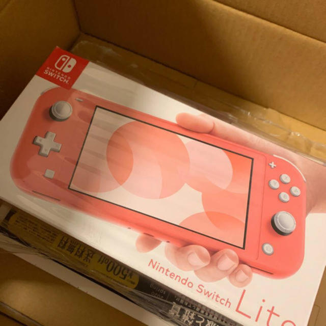 Nintendo Switch Lite コーラル 1