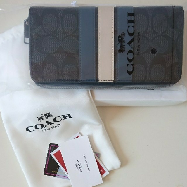 COACH(コーチ)のCOACH 新品未使用 最終値下げ メンズのファッション小物(長財布)の商品写真
