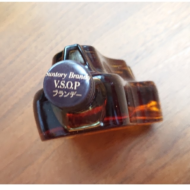 サントリー(サントリー)のサントリーブランデーVSOP グランドピアノ型ボトル 食品/飲料/酒の酒(ブランデー)の商品写真