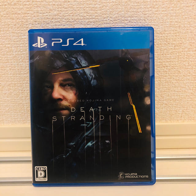 PlayStation4(プレイステーション4)のDEATH STRANDING（デス・ストランディング） PS4 エンタメ/ホビーのゲームソフト/ゲーム機本体(家庭用ゲームソフト)の商品写真