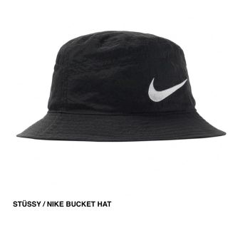 ナイキ(NIKE)のstussy×NIKE バケットハット　L/XL(ハット)