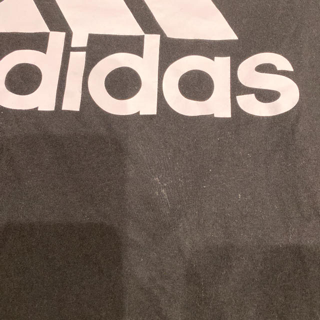 adidas(アディダス)のアディダス　tシャツ  ロゴtシャツ  adidas ナイキ　ノースフェイス レディースのトップス(Tシャツ(半袖/袖なし))の商品写真