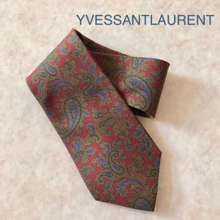 イヴサンローランボーテ(Yves Saint Laurent Beaute)のイヴ・サンローラン　ネクタイ　【エンジ／ペイズリー】(ネクタイ)