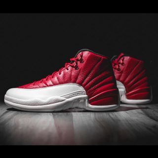 ナイキ(NIKE)のNIKE AIR JORDAN 12 GYM RED WHITE 27.5(スニーカー)