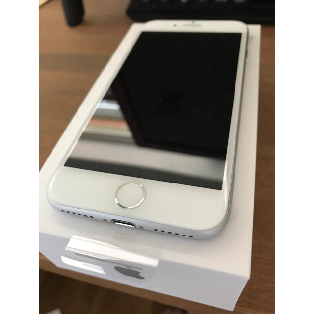 iPhone 7  32Ｇ　シルバー　新品