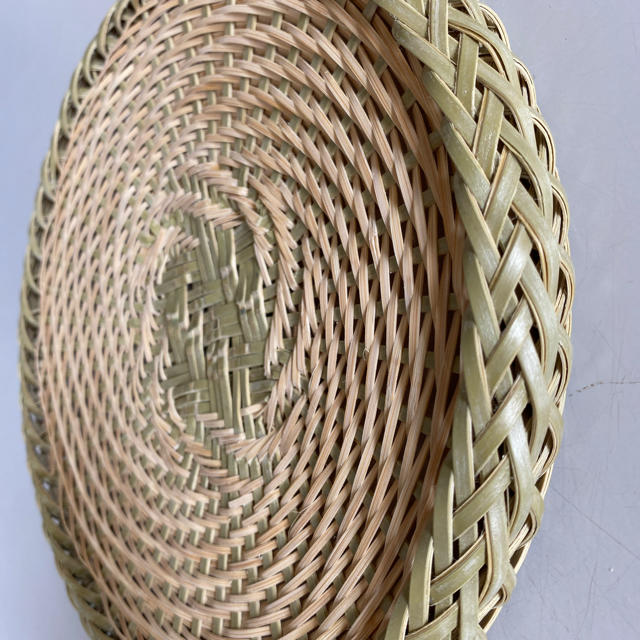 ハンドメイド】国産竹使用・職人手作り 竹ざる(油抜き竹使用 ハンドメイド】国産竹使用・職人手作り 竹ざる(油抜き竹使用