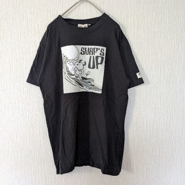 SNOOPY(スヌーピー)のSNOOPY　スヌーピー　半袖Tシャツ　メンズLサイズ　ブラック　モノクロ メンズのトップス(Tシャツ/カットソー(半袖/袖なし))の商品写真