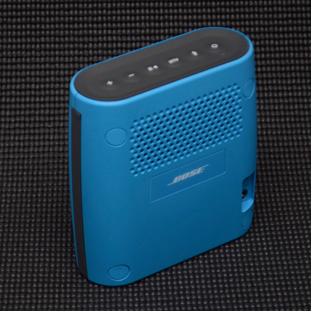 BOSE SoundLink Color Bluetooth speaker 1