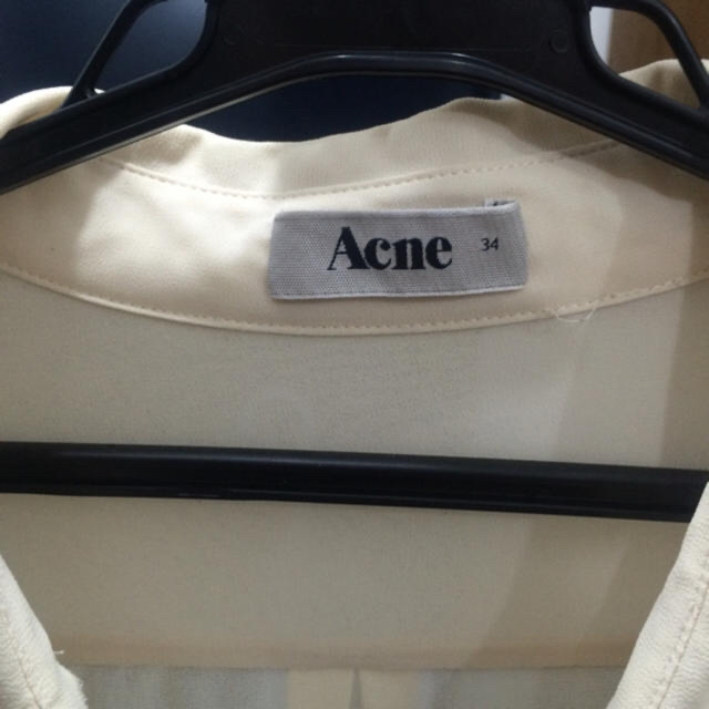 ACNE(アクネ)のご成約　シルクブラウス　シャッツ レディースのトップス(シャツ/ブラウス(長袖/七分))の商品写真